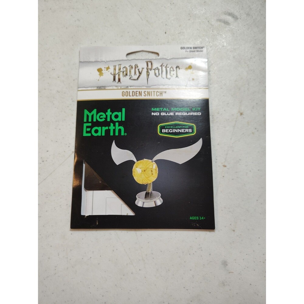 METAL EARTH HARRY POTTER GOLDEN SNITCH METAL MODEL KIT NEW  (834)